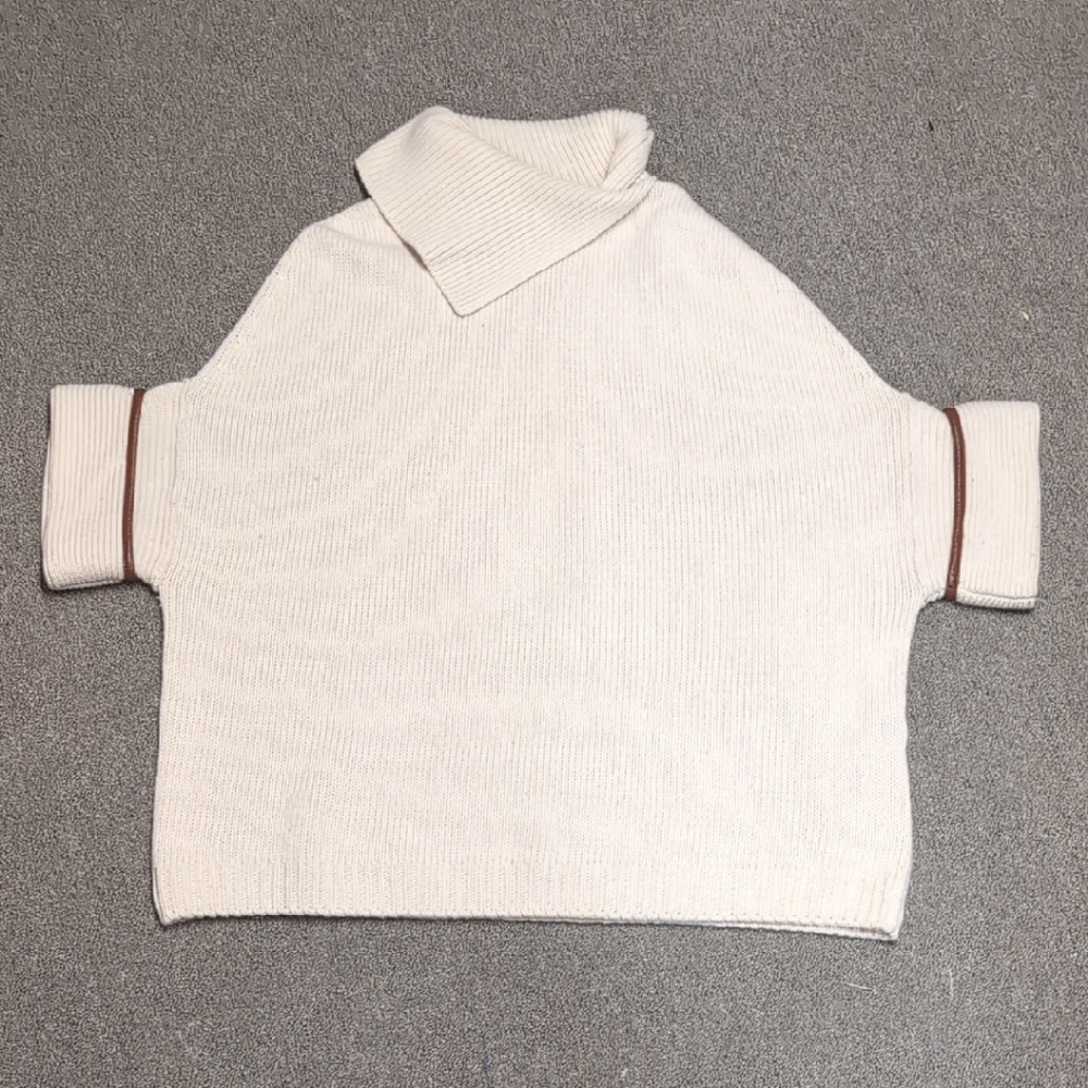 Massimo Dutti Wool-Cashmere-Angora Sweater / Cape Oversized Sz Medium Cream